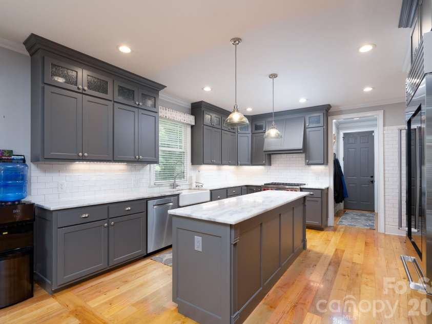 1820 Southpoint Lane, New London, NC 28127.  MLS# CAR4408611, YatesRealty ID 40630. Kitchen