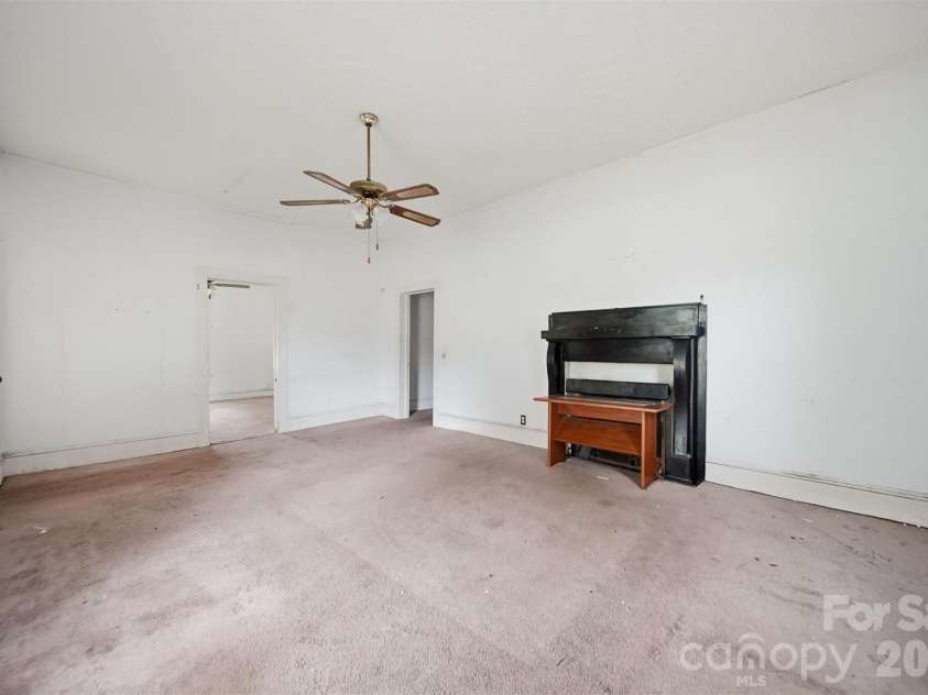 1289 Davis Road, Lincolnton, NC 28092.  MLS# CAR4410159, YatesRealty ID 40632. 