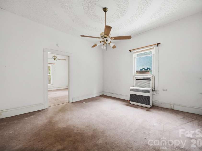 1289 Davis Road, Lincolnton, NC 28092.  MLS# CAR4410159, YatesRealty ID 40632. 