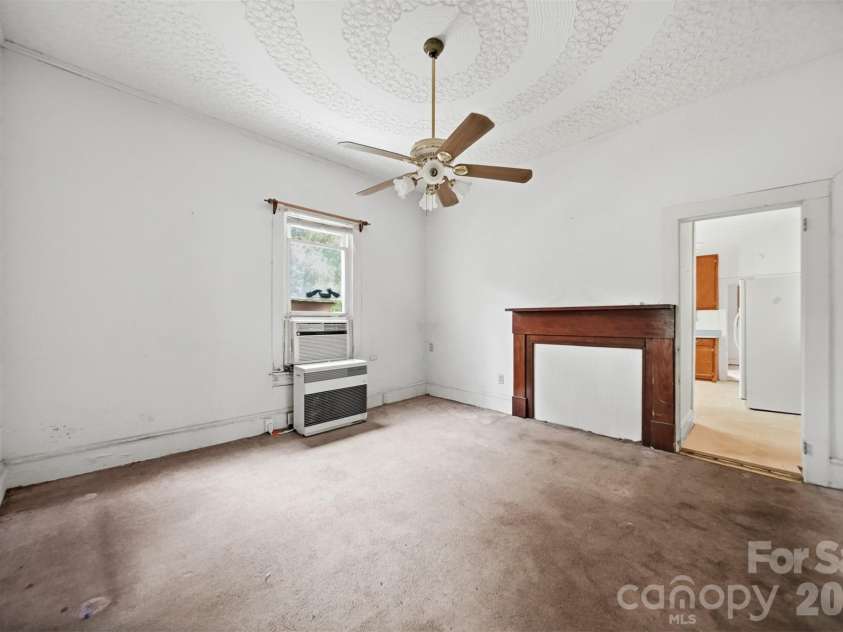 1289 Davis Road, Lincolnton, NC 28092.  MLS# CAR4410159, YatesRealty ID 40632. 