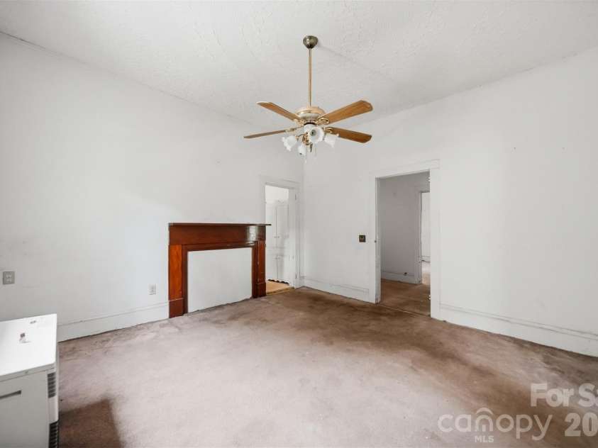 1289 Davis Road, Lincolnton, NC 28092.  MLS# CAR4410159, YatesRealty ID 40632. 