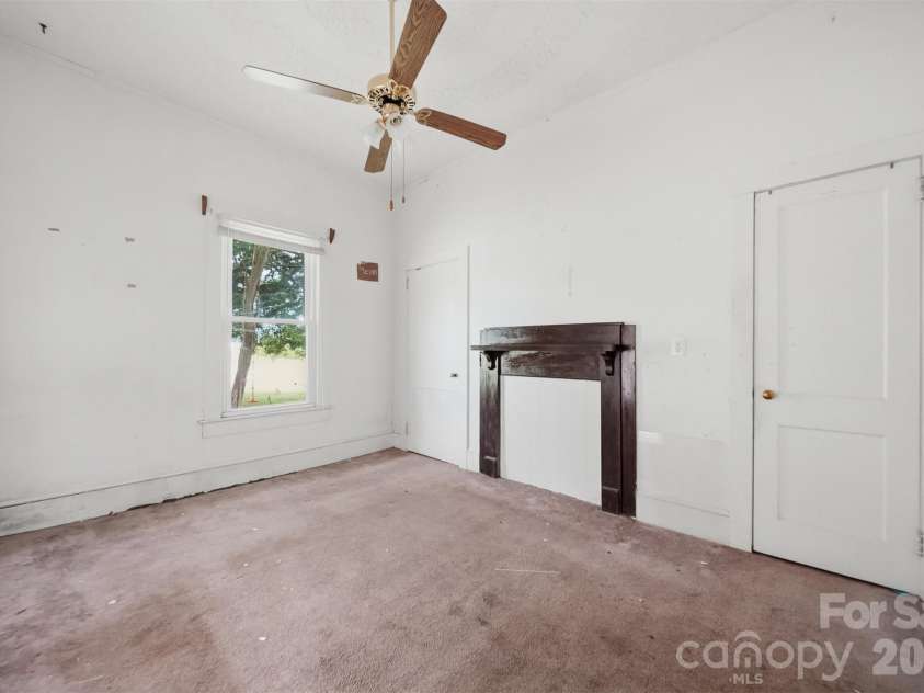 1289 Davis Road, Lincolnton, NC 28092.  MLS# CAR4410159, YatesRealty ID 40632. 