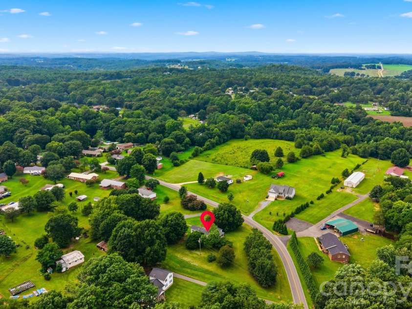 1289 Davis Road, Lincolnton, NC 28092.  MLS# CAR4410159, YatesRealty ID 40632. 
