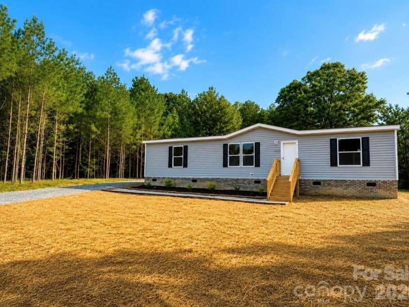 5932 Shirley Road, Fort Lawn, SC 29714.  MLS# CAR4409144, YatesRealty ID 40634. 