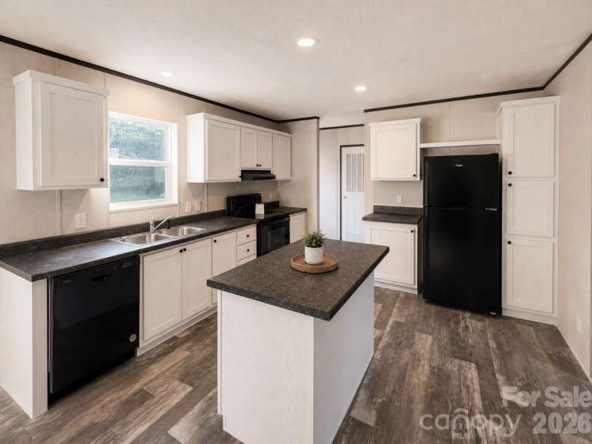5932 Shirley Road, Fort Lawn, SC 29714.  MLS# CAR4409144, YatesRealty ID 40634. 