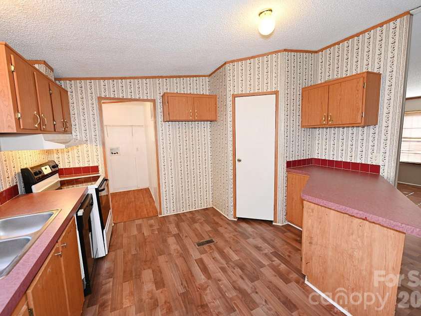 2835 Grace Hill Drive, Granite Falls, NC 28630.  MLS# CAR4390108, YatesRealty ID 40638. 