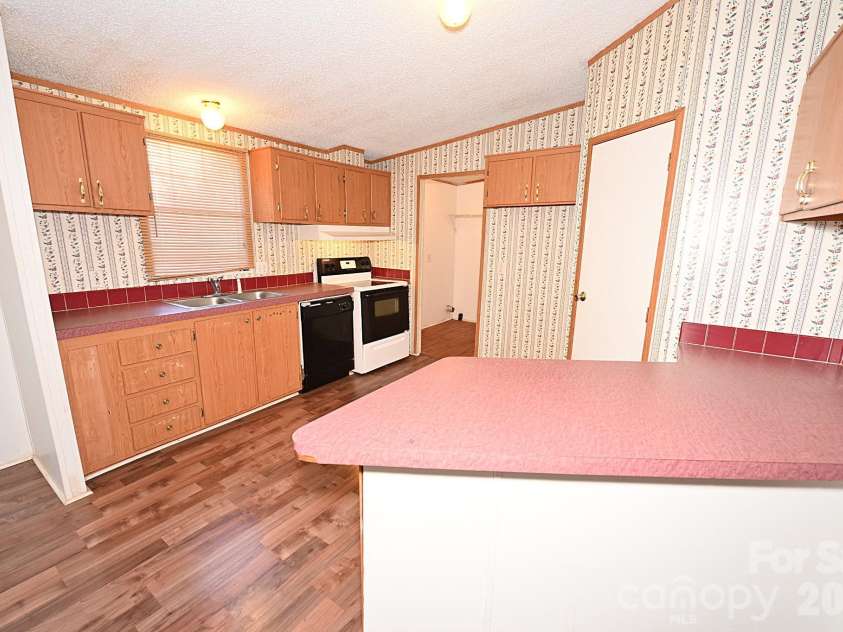 2835 Grace Hill Drive, Granite Falls, NC 28630.  MLS# CAR4390108, YatesRealty ID 40638. 