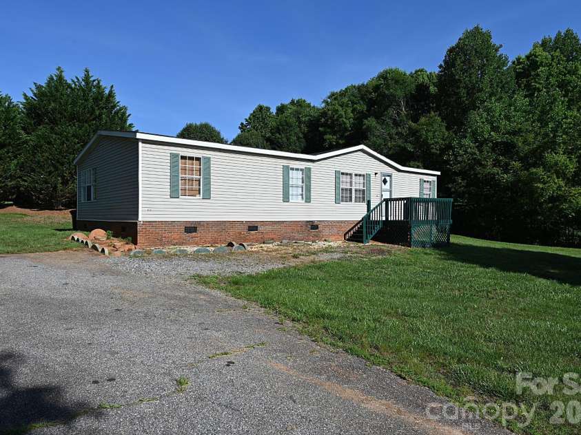 2835 Grace Hill Drive, Granite Falls, NC 28630.  MLS# CAR4390108, YatesRealty ID 40638. 