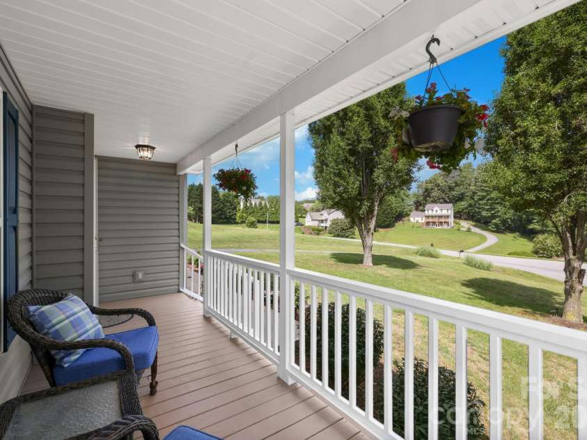 20 Good Day Court, Candler, NC 28715.  MLS# CAR4406249, YatesRealty ID 40639. 