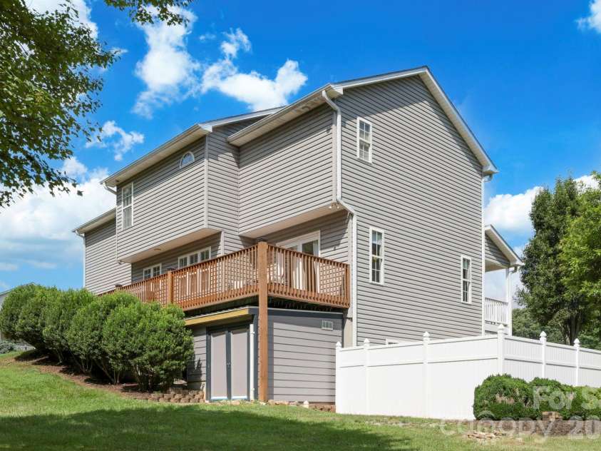 20 Good Day Court, Candler, NC 28715.  MLS# CAR4406249, YatesRealty ID 40639. 