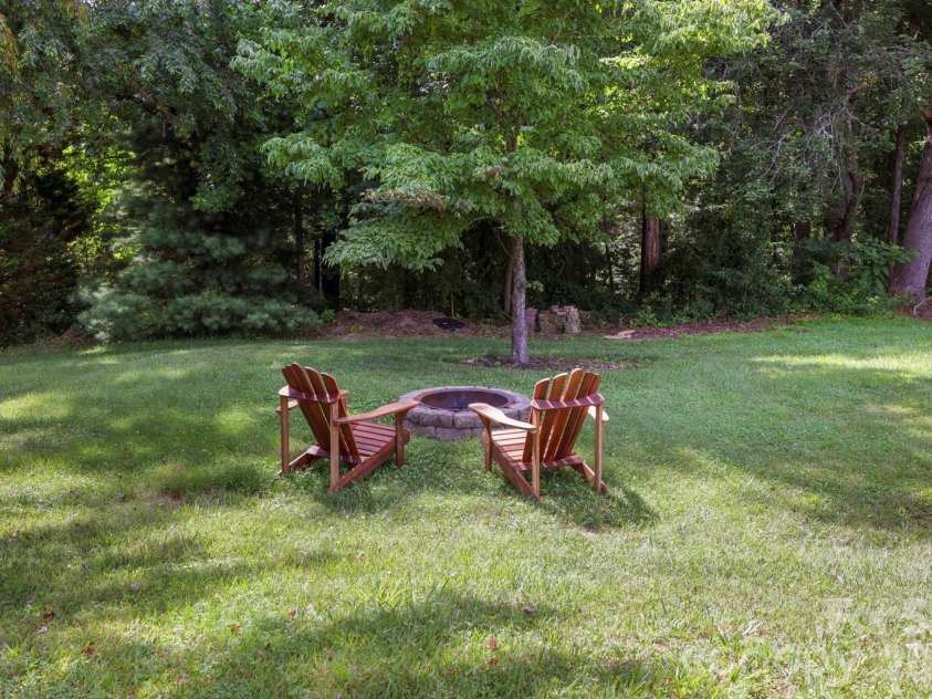 20 Good Day Court, Candler, NC 28715.  MLS# CAR4406249, YatesRealty ID 40639. 