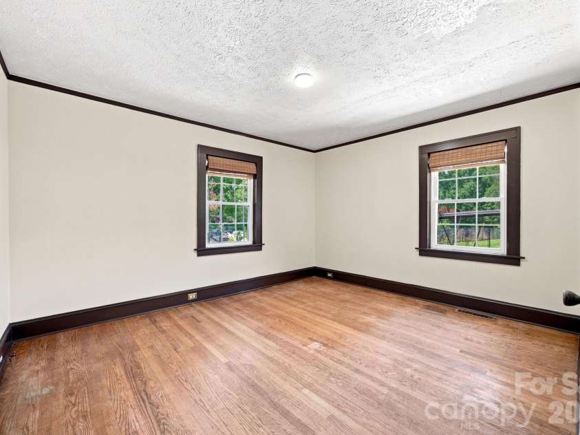 1522 Mooresville Road, Salisbury, NC 28147.  MLS# CAR4410216, YatesRealty ID 40640. 1st bedroom