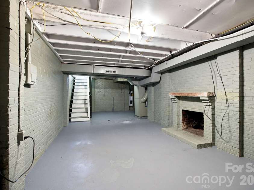 1522 Mooresville Road, Salisbury, NC 28147.  MLS# CAR4410216, YatesRealty ID 40640. 