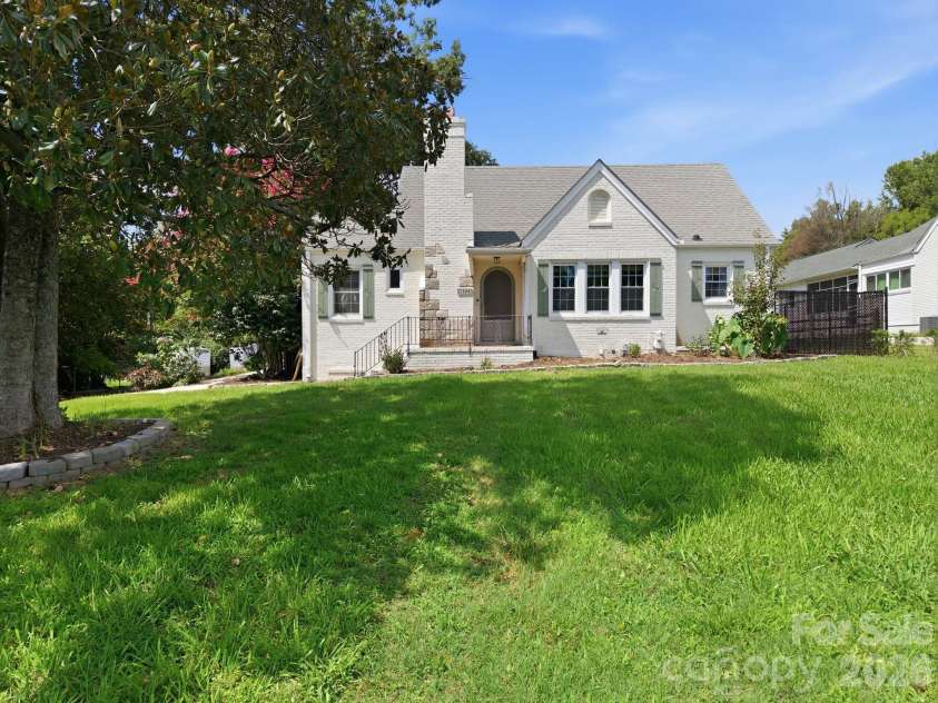 1522 Mooresville Road, Salisbury, NC 28147.  MLS# CAR4410216, YatesRealty ID 40640. 