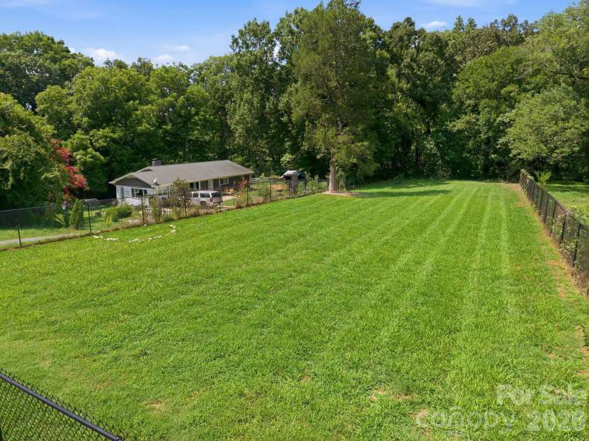 1522 Mooresville Road, Salisbury, NC 28147.  MLS# CAR4410216, YatesRealty ID 40640. 