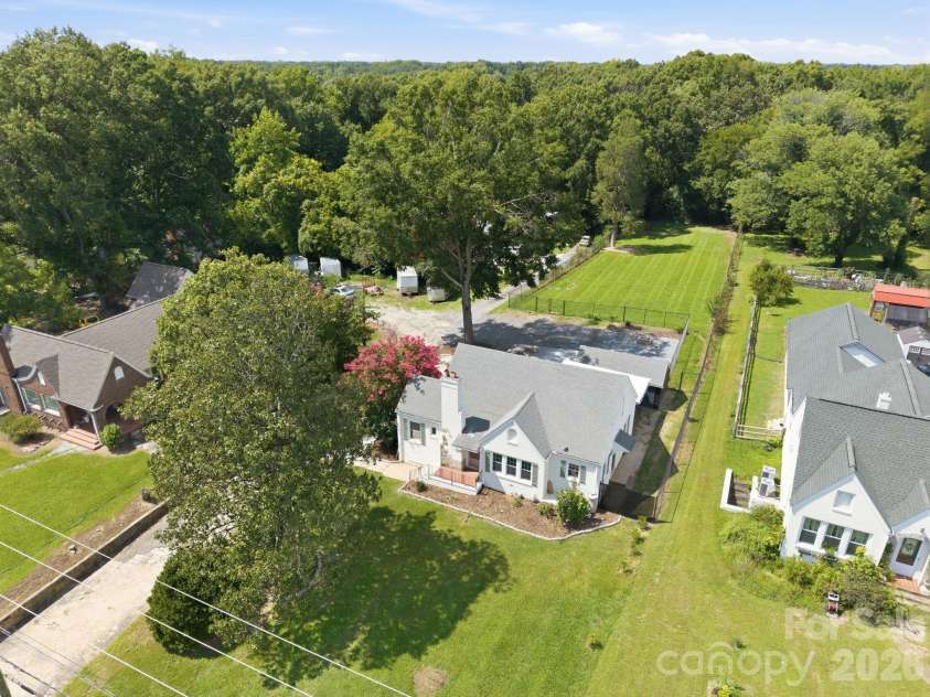 1522 Mooresville Road, Salisbury, NC 28147.  MLS# CAR4410216, YatesRealty ID 40640. 