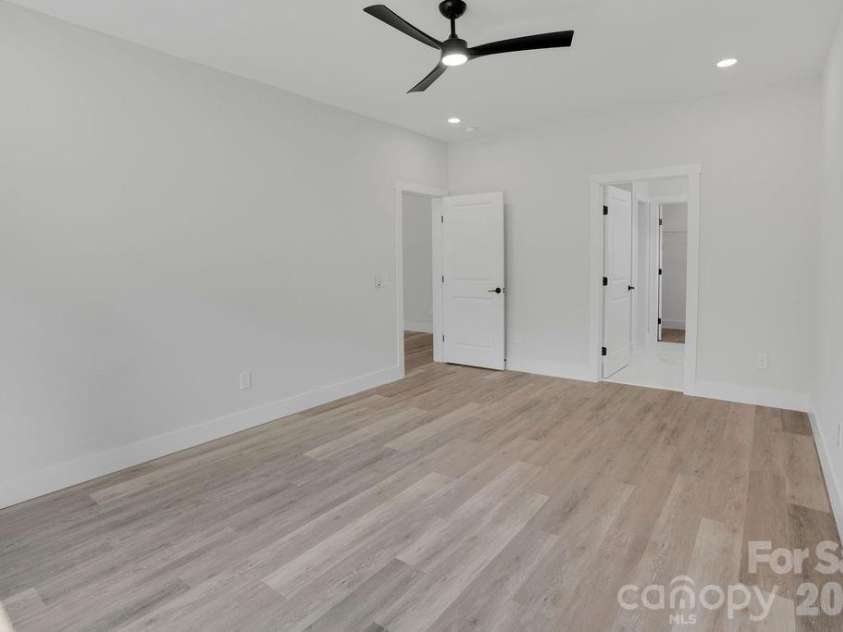 2678 Prince Drive, Lincolnton, NC 28092.  MLS# CAR4409049, YatesRealty ID 40643. 