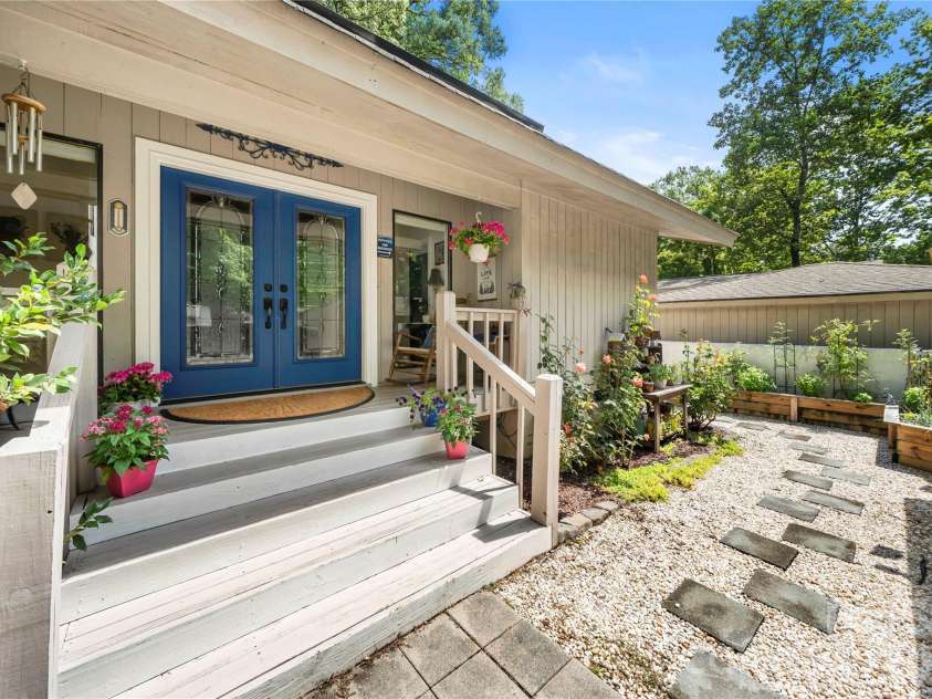 1 King Haigler Chase Street, Clover, SC 29710.  MLS# CAR4403405, YatesRealty ID 40644. 