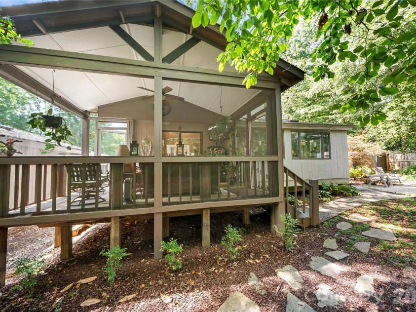 1 King Haigler Chase Street, Clover, SC 29710.  MLS# CAR4403405, YatesRealty ID 40644. 
