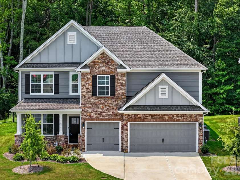 7027 Sylvan Retreat Drive, Denver, NC 28037.  MLS# CAR4406947, YatesRealty ID 40647. 