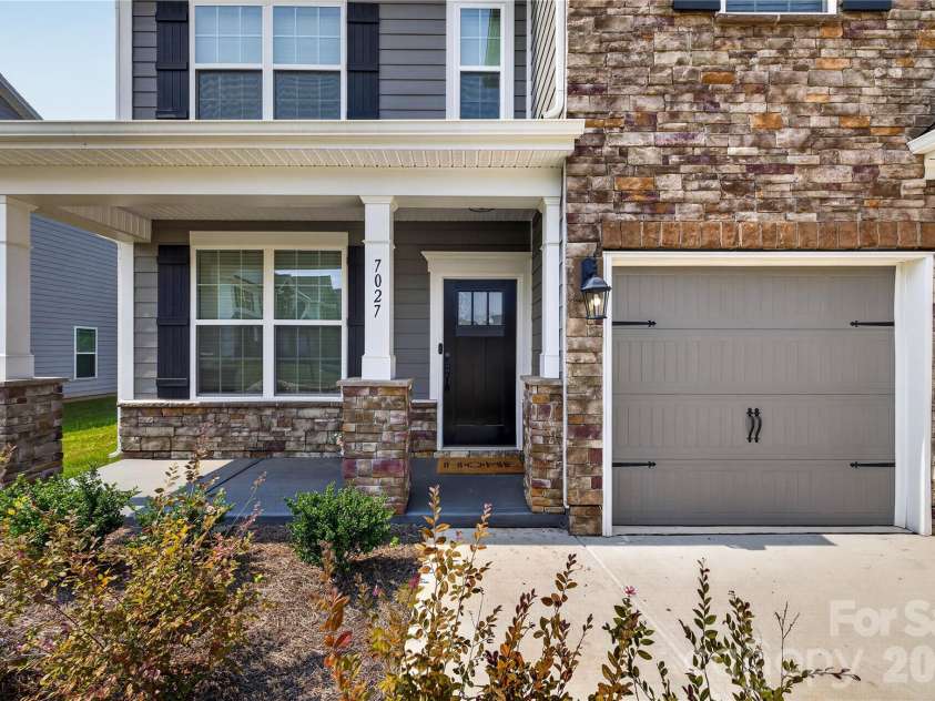 7027 Sylvan Retreat Drive, Denver, NC 28037.  MLS# CAR4406947, YatesRealty ID 40647. 