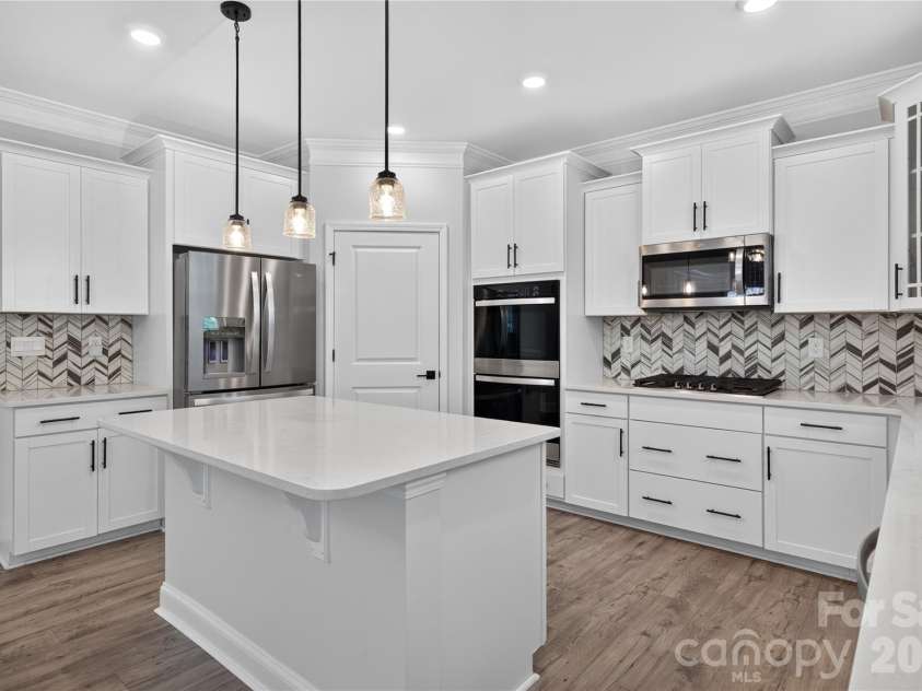 7027 Sylvan Retreat Drive, Denver, NC 28037.  MLS# CAR4406947, YatesRealty ID 40647. 