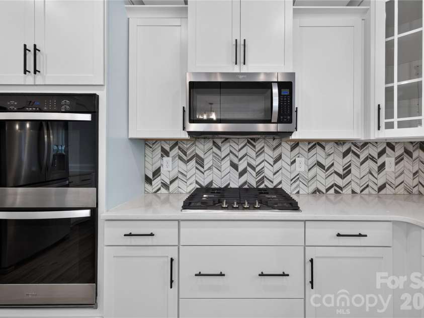 7027 Sylvan Retreat Drive, Denver, NC 28037.  MLS# CAR4406947, YatesRealty ID 40647. 