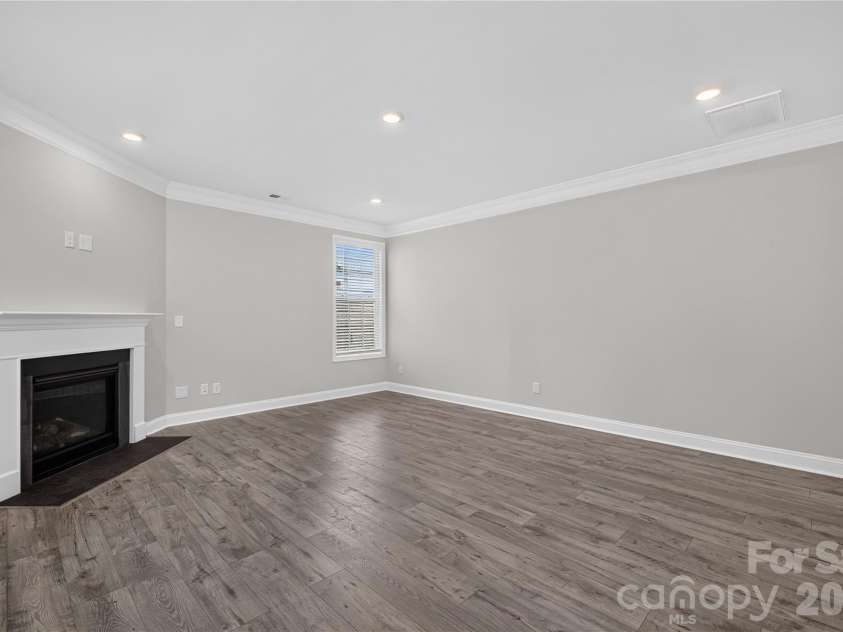 7027 Sylvan Retreat Drive, Denver, NC 28037.  MLS# CAR4406947, YatesRealty ID 40647. 