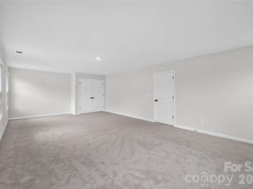 7027 Sylvan Retreat Drive, Denver, NC 28037.  MLS# CAR4406947, YatesRealty ID 40647. 