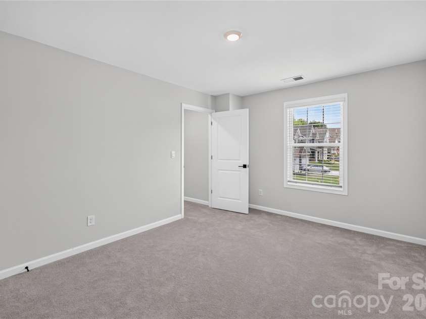 7027 Sylvan Retreat Drive, Denver, NC 28037.  MLS# CAR4406947, YatesRealty ID 40647. 