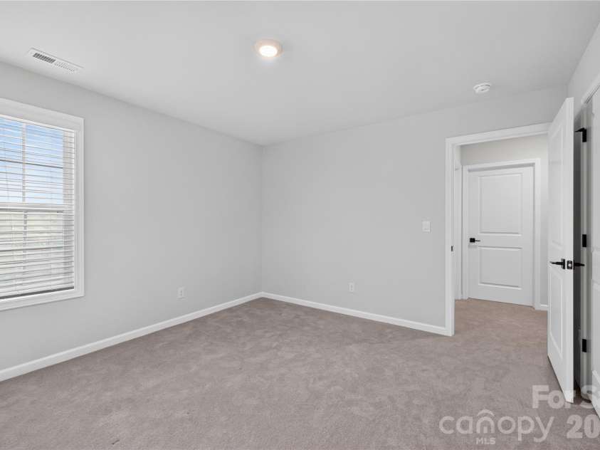 7027 Sylvan Retreat Drive, Denver, NC 28037.  MLS# CAR4406947, YatesRealty ID 40647. 