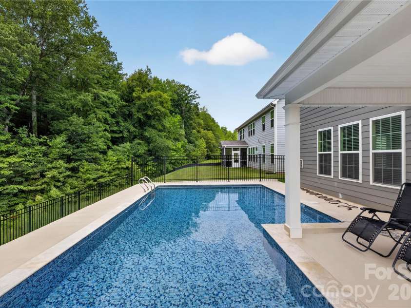 7027 Sylvan Retreat Drive, Denver, NC 28037.  MLS# CAR4406947, YatesRealty ID 40647. 