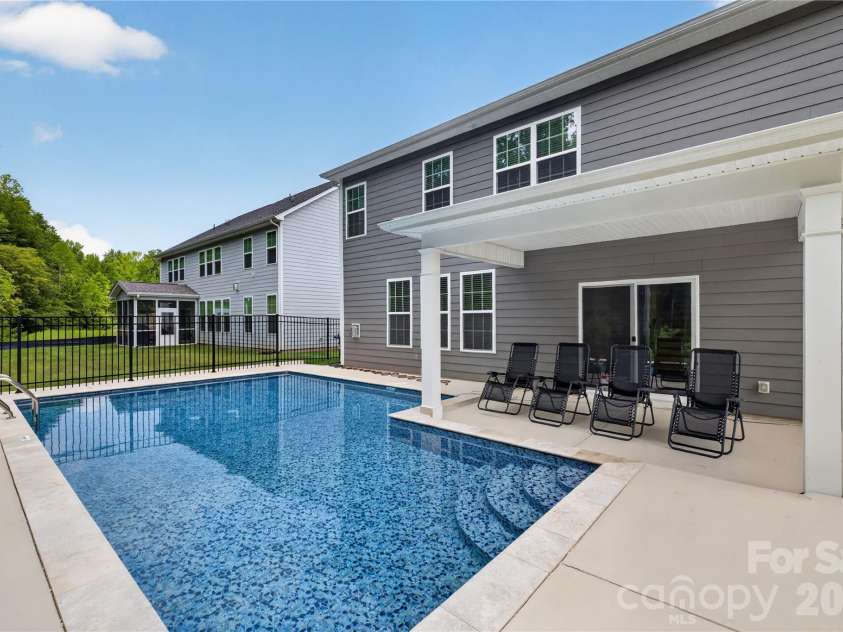 7027 Sylvan Retreat Drive, Denver, NC 28037.  MLS# CAR4406947, YatesRealty ID 40647. 
