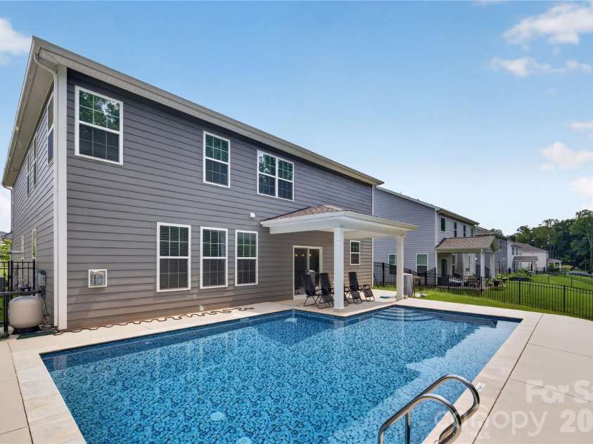 7027 Sylvan Retreat Drive, Denver, NC 28037.  MLS# CAR4406947, YatesRealty ID 40647. 