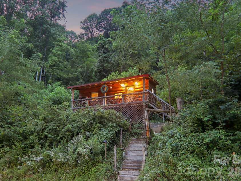 4501 Cove Creek Road, Waynesville, NC 28785.  MLS# CAR4409308, YatesRealty ID 40648. 