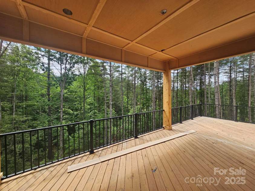 2031 Robert Drive, Morganton, NC 28655.  MLS# CAR4283442, YatesRealty ID 4065. 