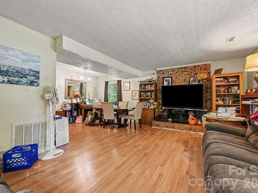 5729 Brickstone Drive, Charlotte, NC 28227.  MLS# CAR4403654, YatesRealty ID 40650. 