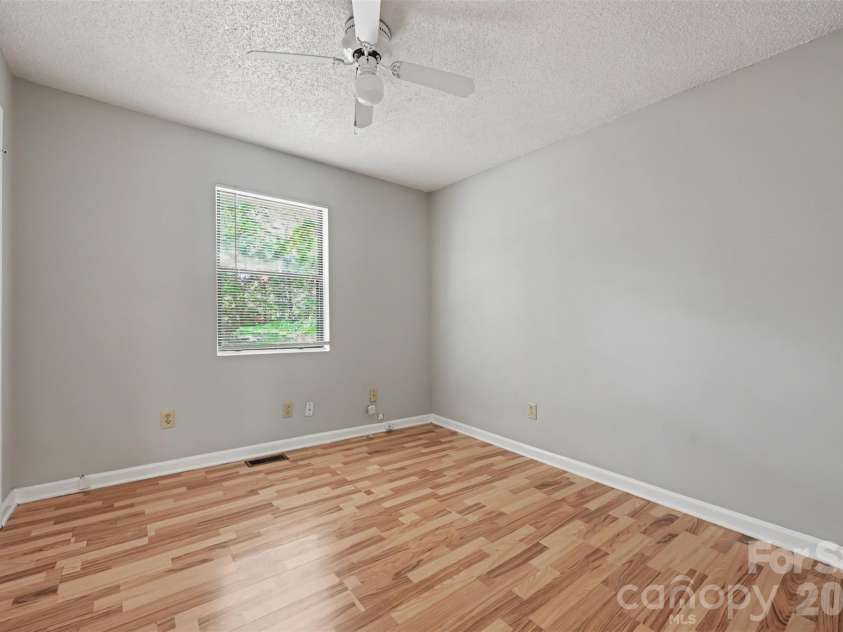 5729 Brickstone Drive, Charlotte, NC 28227.  MLS# CAR4403654, YatesRealty ID 40650. 