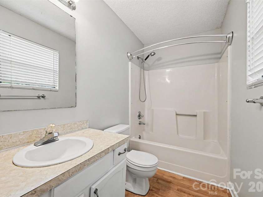 5729 Brickstone Drive, Charlotte, NC 28227.  MLS# CAR4403654, YatesRealty ID 40650. 