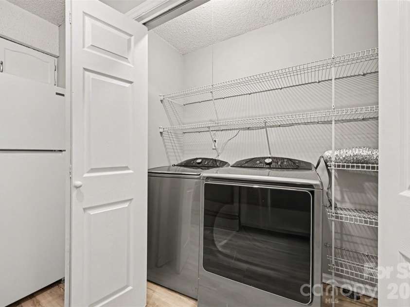 5729 Brickstone Drive, Charlotte, NC 28227.  MLS# CAR4403654, YatesRealty ID 40650. 