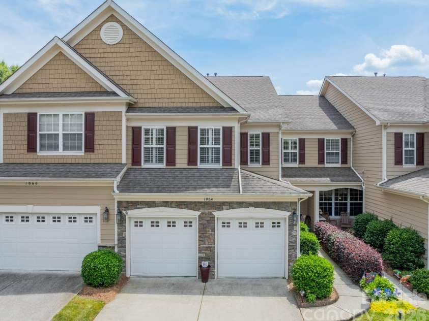 1064 Silver Gull Drive, Tega Cay, SC 29708.  MLS# CAR4389018, YatesRealty ID 40651. 