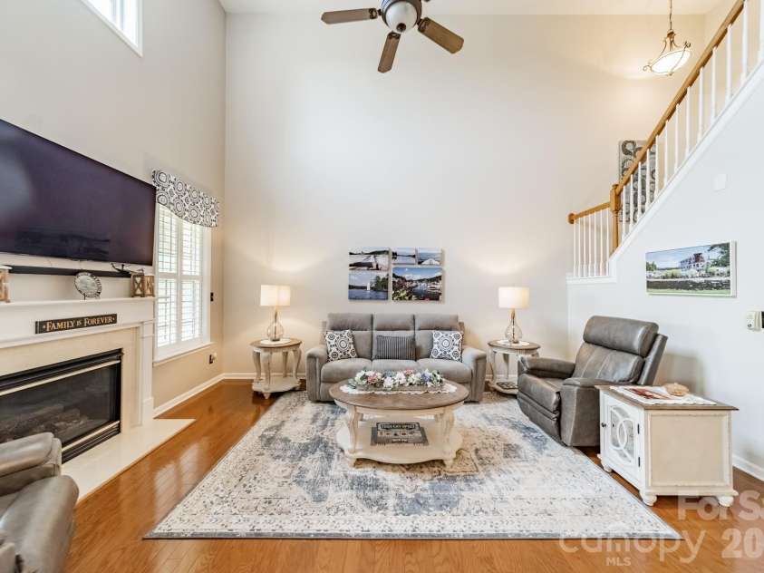 1064 Silver Gull Drive, Tega Cay, SC 29708.  MLS# CAR4389018, YatesRealty ID 40651. 