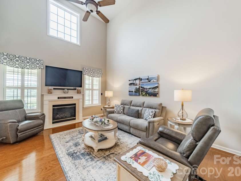 1064 Silver Gull Drive, Tega Cay, SC 29708.  MLS# CAR4389018, YatesRealty ID 40651. 