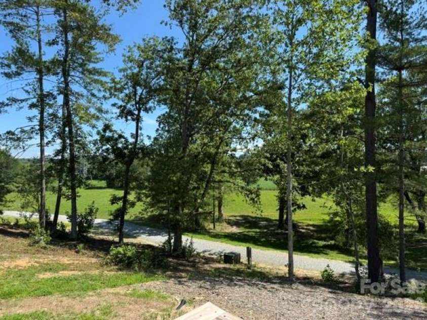 290 Poppy Acres Lane, Flat Rock, NC 28726.  MLS# CAR4405972, YatesRealty ID 40652. 
