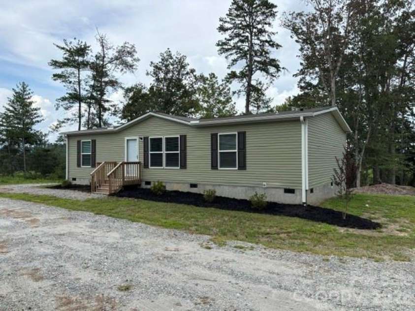 290 Poppy Acres Lane, Flat Rock, NC 28726.  MLS# CAR4405972, YatesRealty ID 40652. 