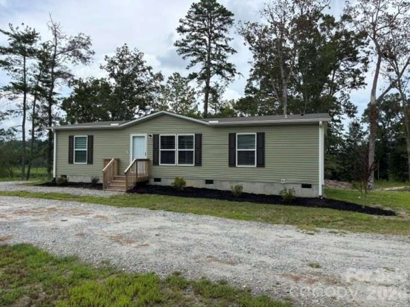 290 Poppy Acres Lane, Flat Rock, NC 28726.  MLS# CAR4405972, YatesRealty ID 40652. 