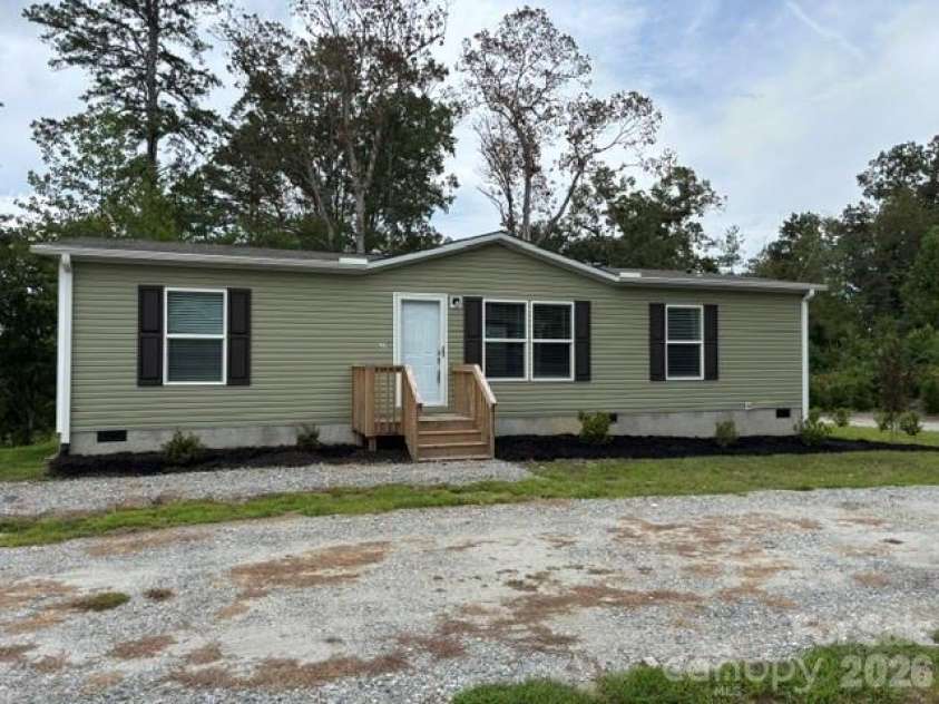 290 Poppy Acres Lane, Flat Rock, NC 28726.  MLS# CAR4405972, YatesRealty ID 40652. 