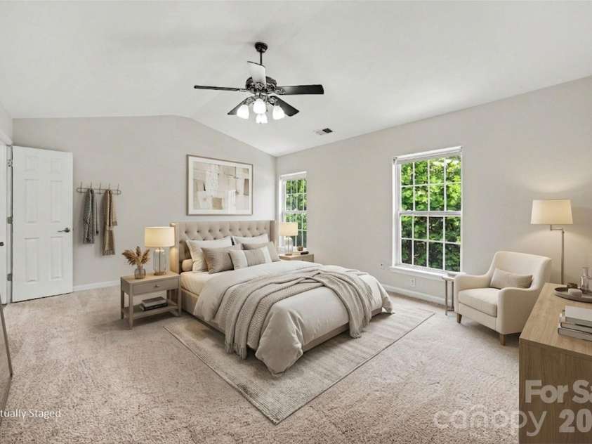 717 Pawley Drive, Charlotte, NC 28214.  MLS# CAR4408556, YatesRealty ID 40654. 