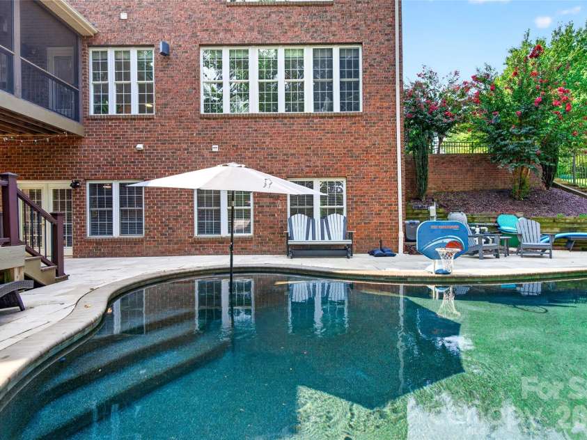 132 Parkside Lane, Mooresville, NC 28117.  MLS# CAR4407811, YatesRealty ID 40655. Here Is Your Backyard Oasis