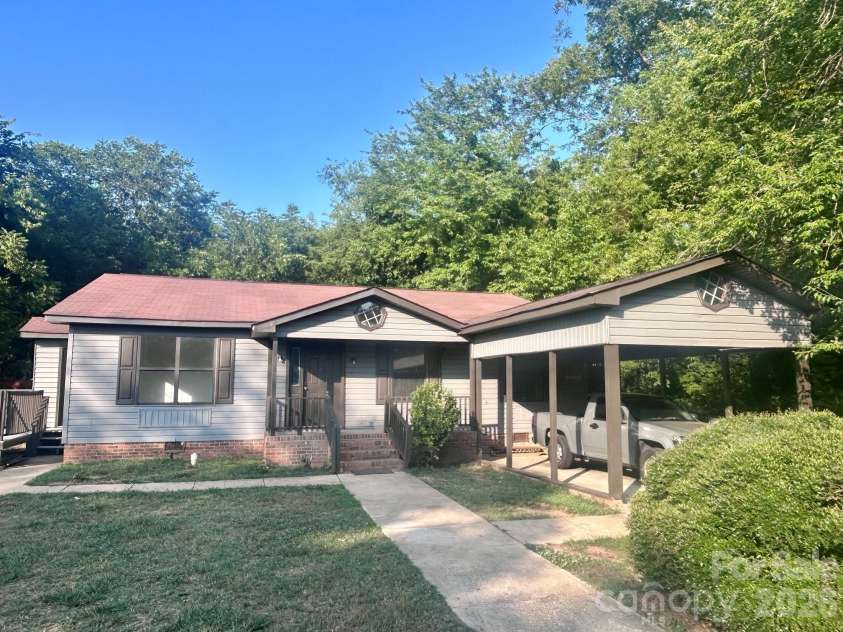 115 Geroid Street, Salisbury, NC 28144.  MLS# CAR4401620, YatesRealty ID 40656. Front
